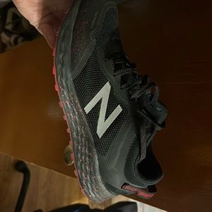Black new balance running shoes